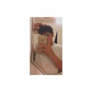 Meet your Posher, Victor