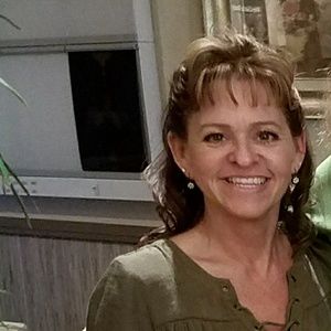 Meet your Posher, Lori