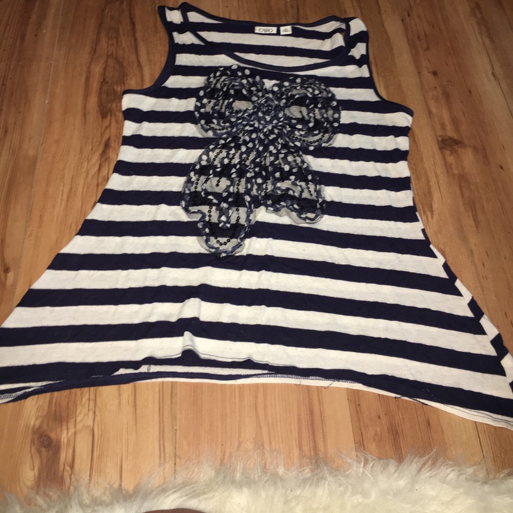 Cute top