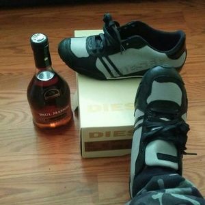 Meet your Posher, Lorenzo