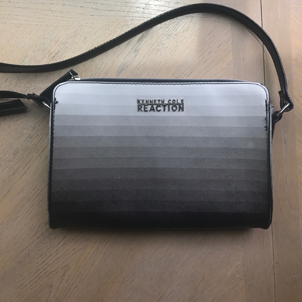 Kenneth Cole Reaction Crossbody Purse