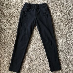 Lululemon Sweatpants size 6