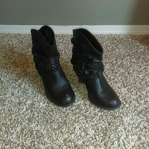 Heeled Black Booties