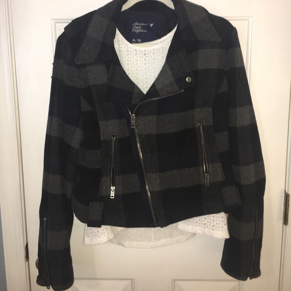 AMERICAN EAGLE moto style jacket size XL US.