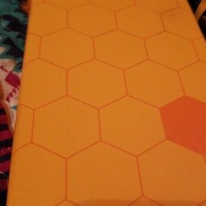 Meet your Posher, Beatrice