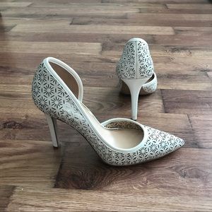 Jessica Simpson Claudette pump