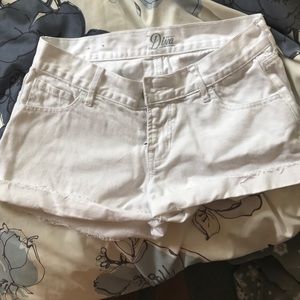 FREE W BUNDLE Old navy white jean shorts