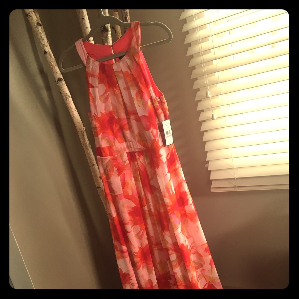 Jessica Howard maxi dress