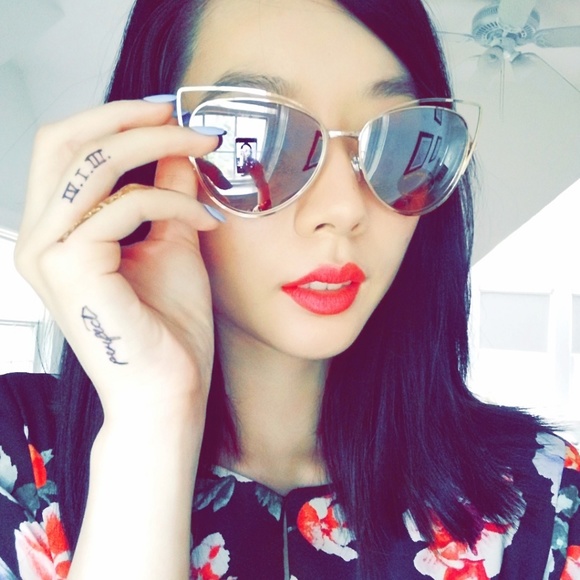 MIRROR CAT SUNNIES - Picture 2 of 4