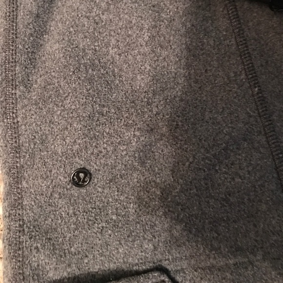 Lululemon jacket - Picture 3 of 3