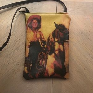 Leather Crossbody Pouch