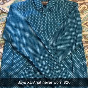 Boys lXL Ariat button up
