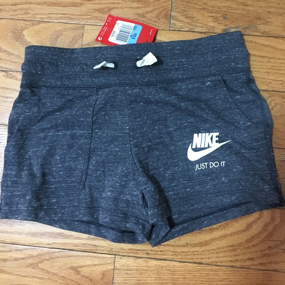 Nike gym vintage shorts