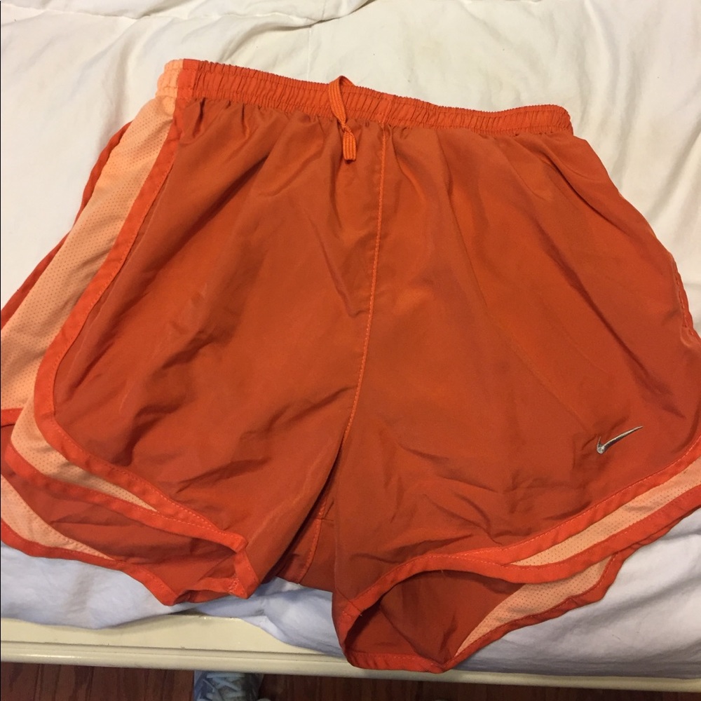 Women's Nike short