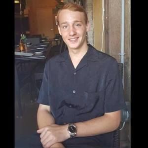 Meet your Posher, Julian