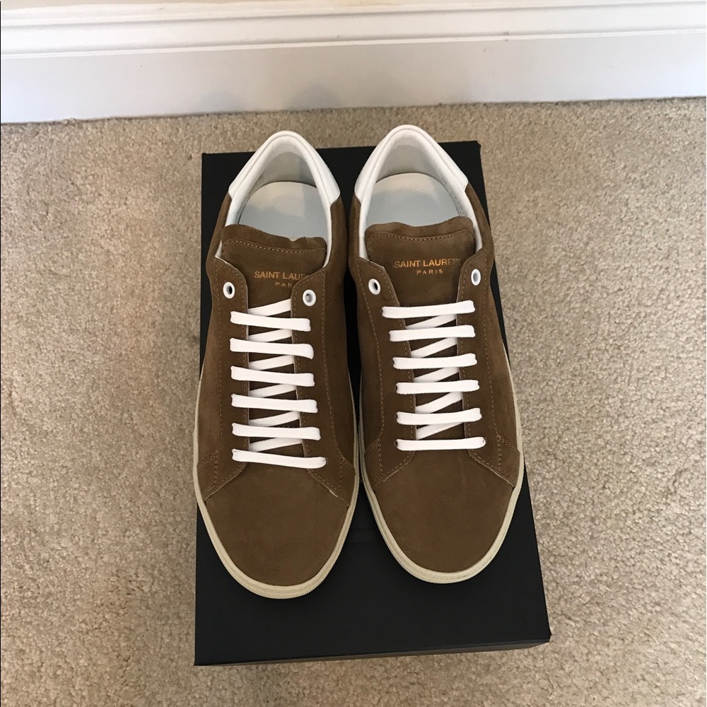 Saint Laurent Classic Low-Top Sneakers