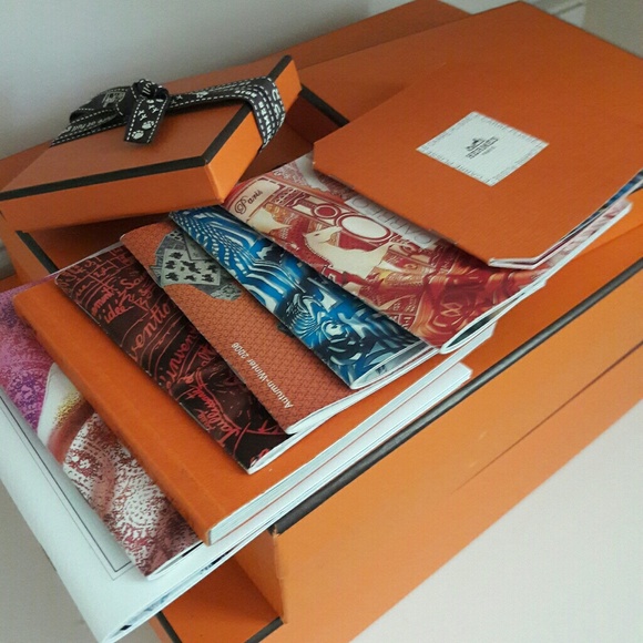 GONE-SOLD⚠️HERMES Booklets - photographs - Picture 1 of 7