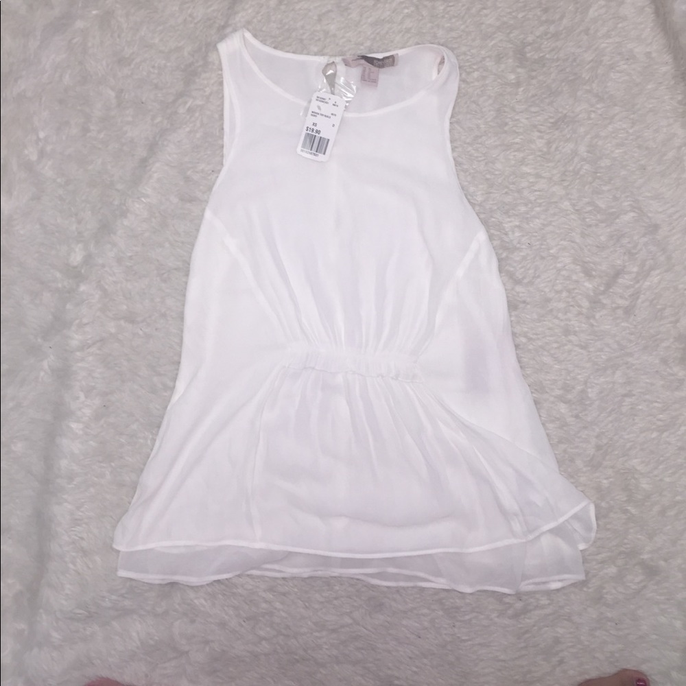 5/25$ 👗Forever21 BNWT white chiffon top