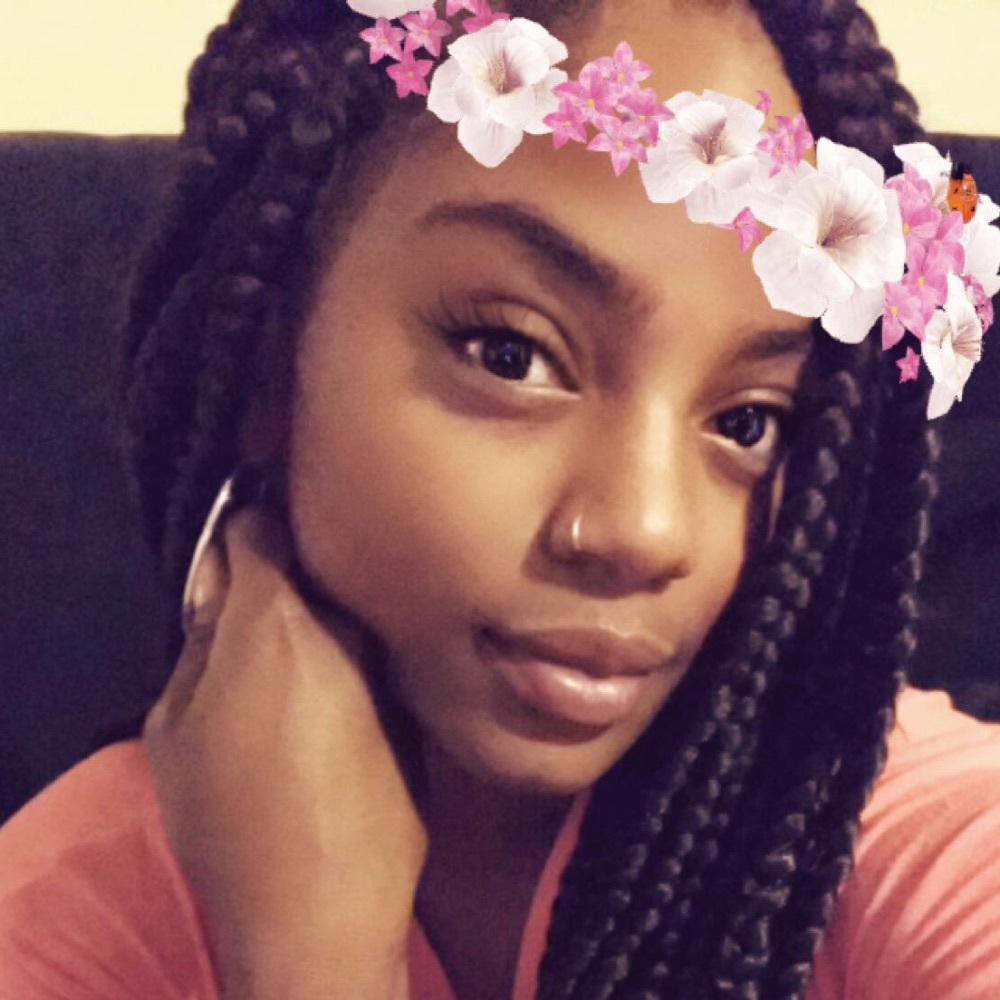 Meet your Posher, Briana