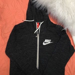 NWOT: Nike Zip up sweatshirt
