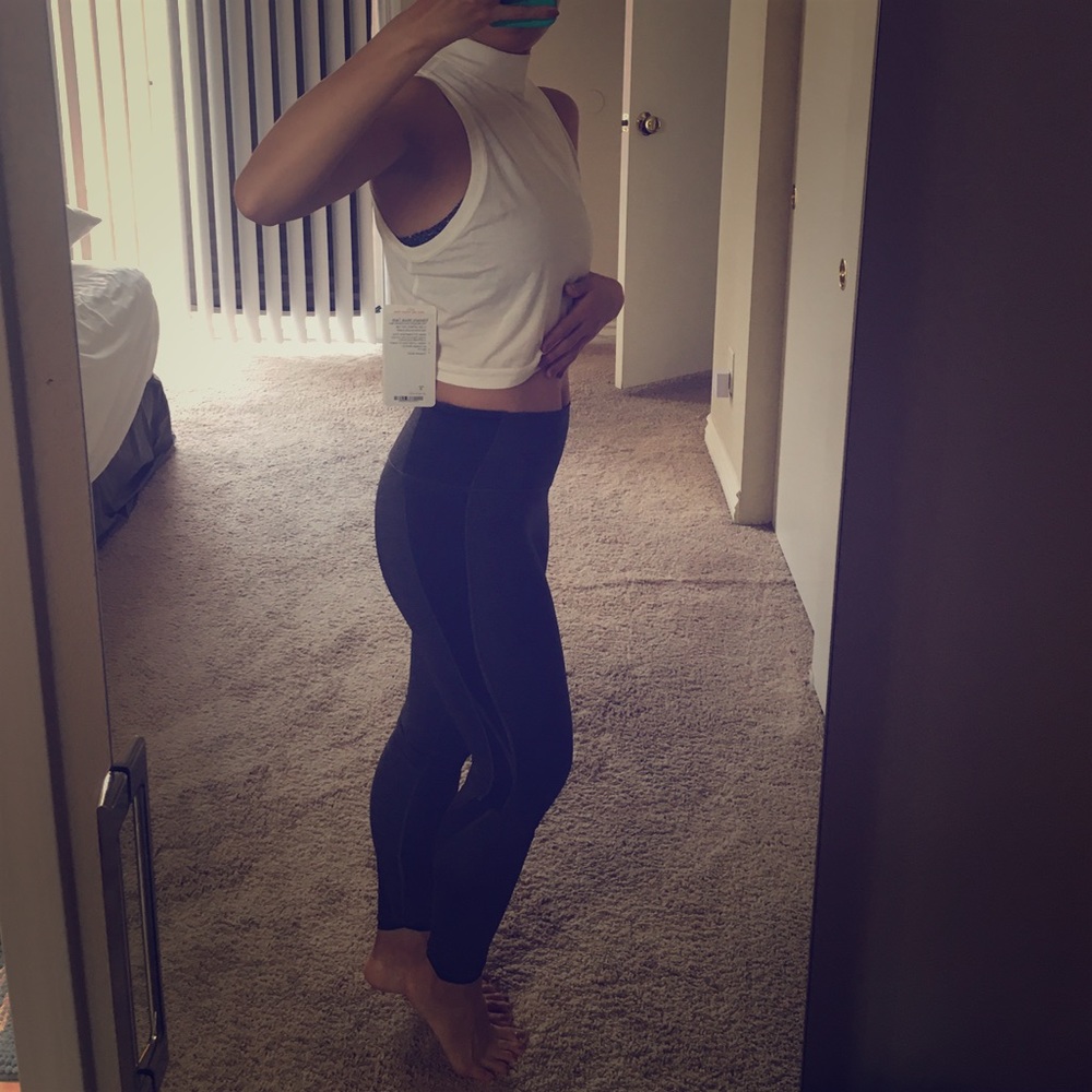 Lululemon white croptop  Kitsilano Mock Tank