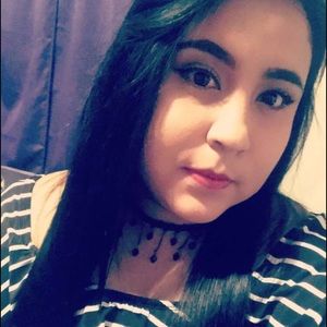 Meet your Posher, Roxana