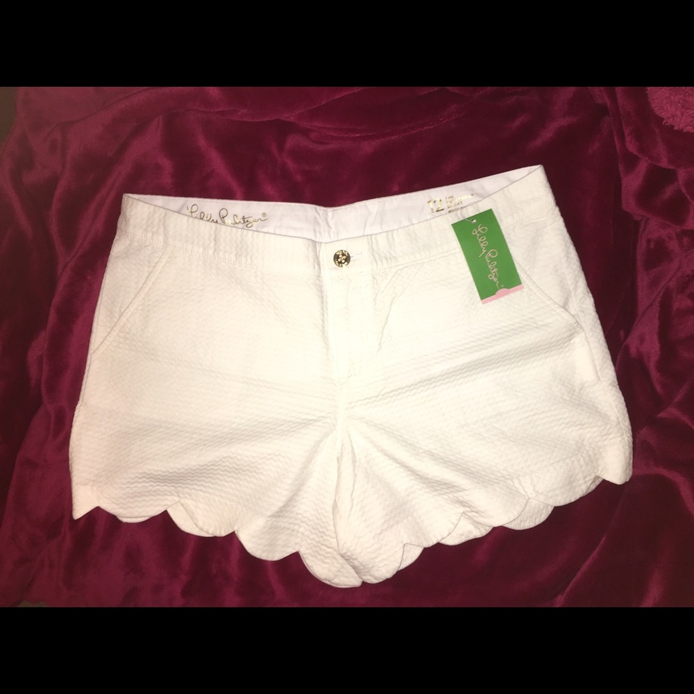 NWT Lilly Pulitzer White Scalloped Shorts