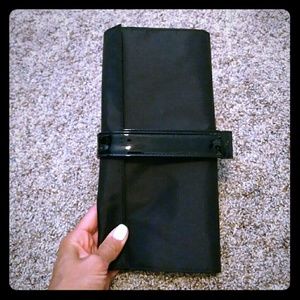 MAC make-up brush organizer