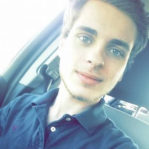 Meet your Posher, Alex