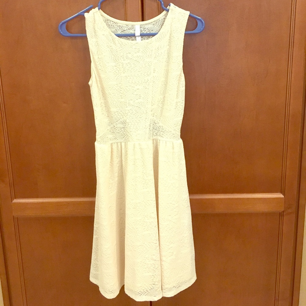Dress Lacey cream color
