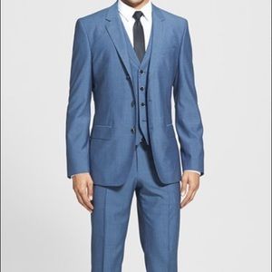 Hugo Boss three piece suit. Slim fit. Size 40R
