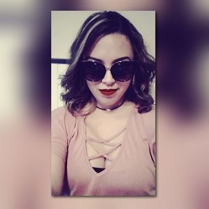 Meet your Posher, Carmen