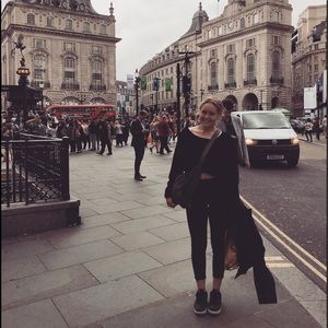 Meet your Posher, Samantha