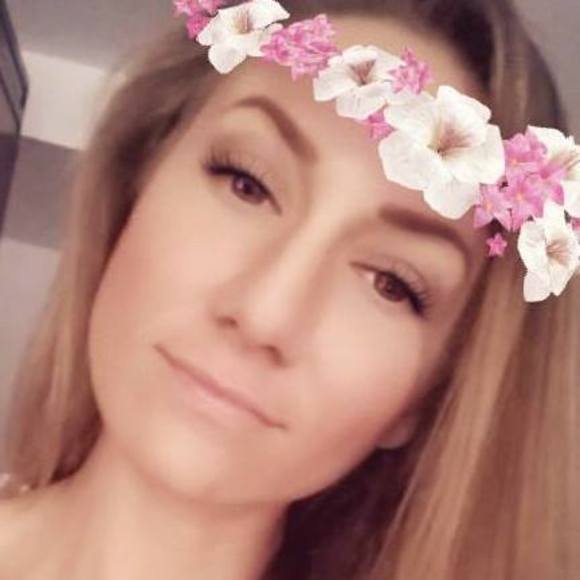 Meet your Posher, Amanda - Picture 1 of 1