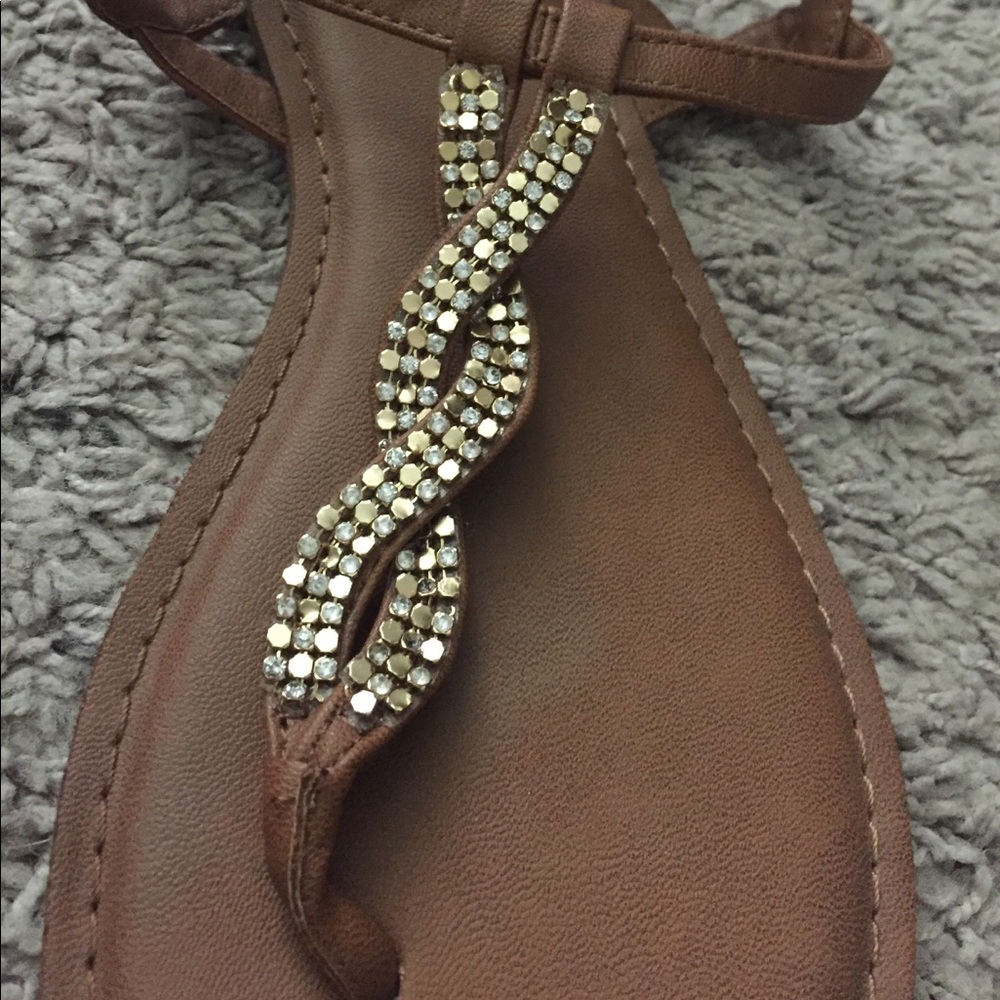 Sandals - Picture 3 of 4