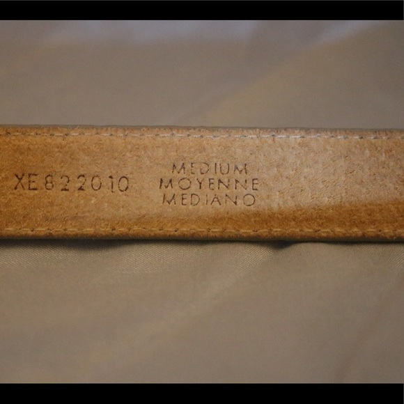 Liz Claiborne Belt - Picture 2 of 3