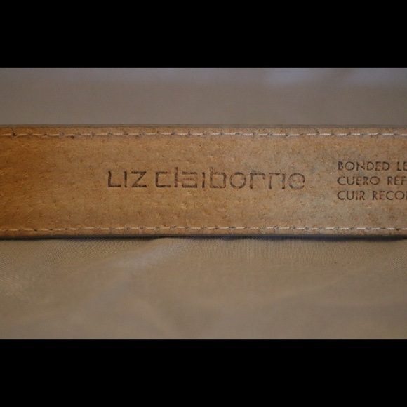 Liz Claiborne Belt - Picture 3 of 3