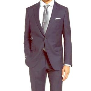 Hugo Boss navy suit size 40R