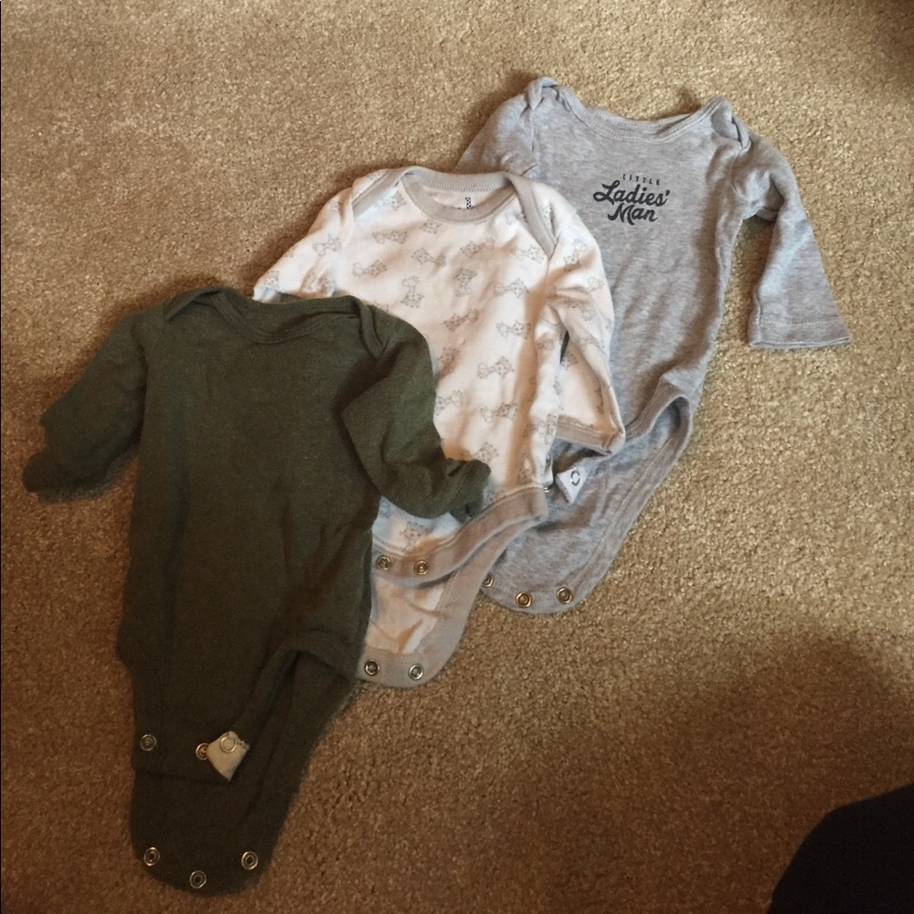 Long sleeve onesie bundle