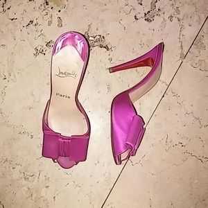 Christan Leboutin. Kitty pumps