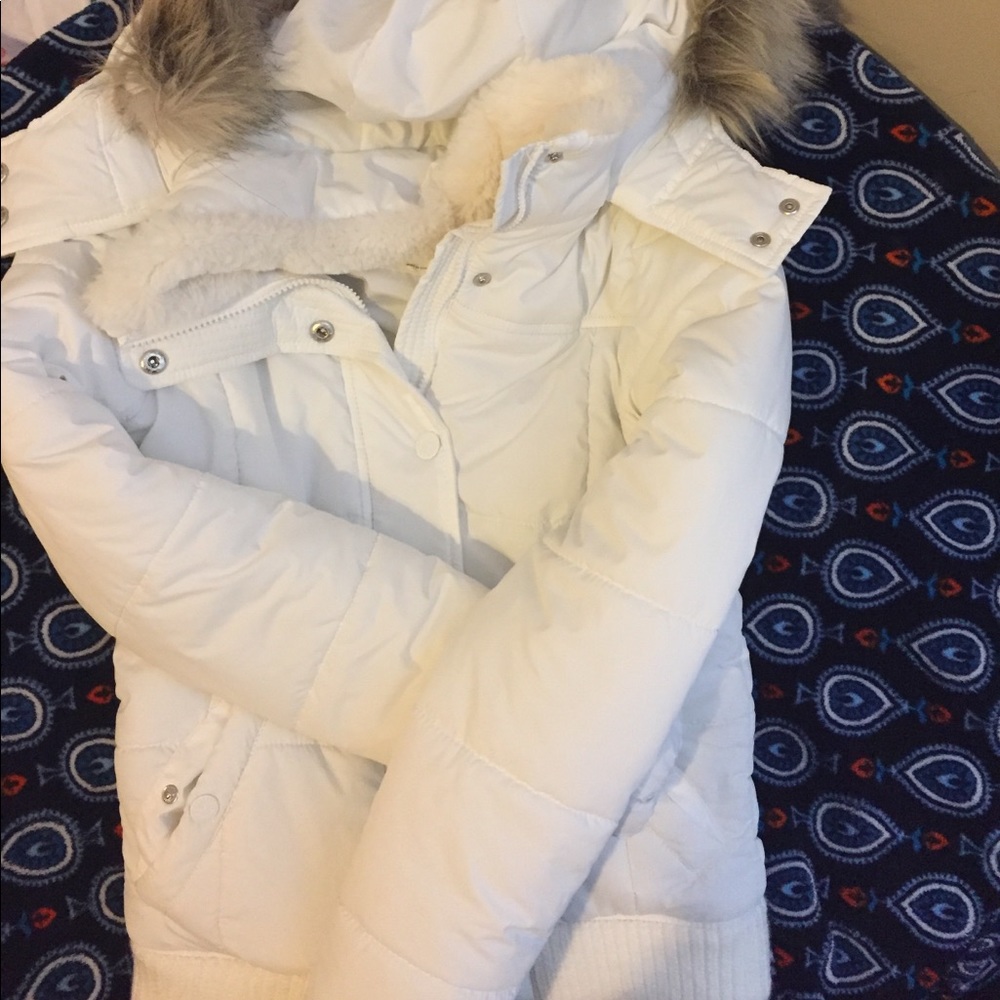 Aeropostale Coat NWOT⚠️looking to sell quick⚠️