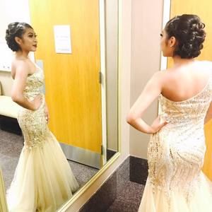 Meet your Posher, Yessica