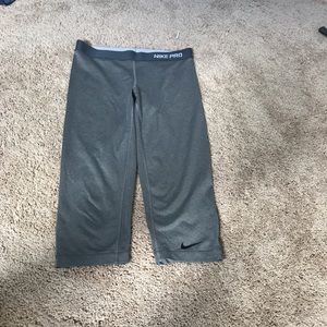 Nike Pro Dri Fit Grey Capri M