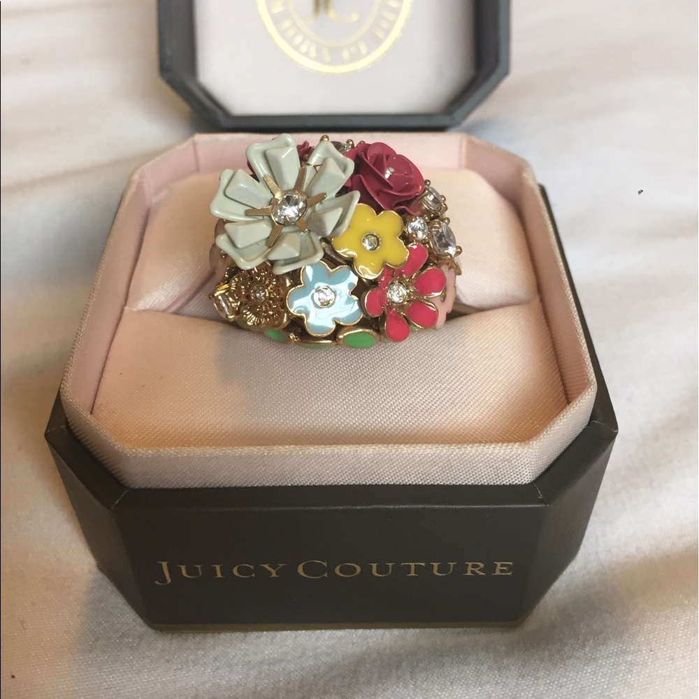 Juicy Couture garden cluster ring