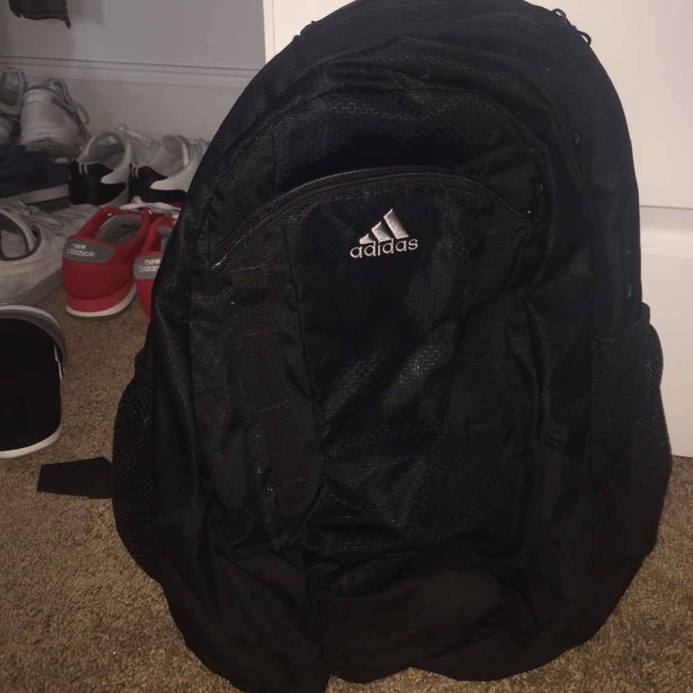 BLACK ADIDAS BACKPACK