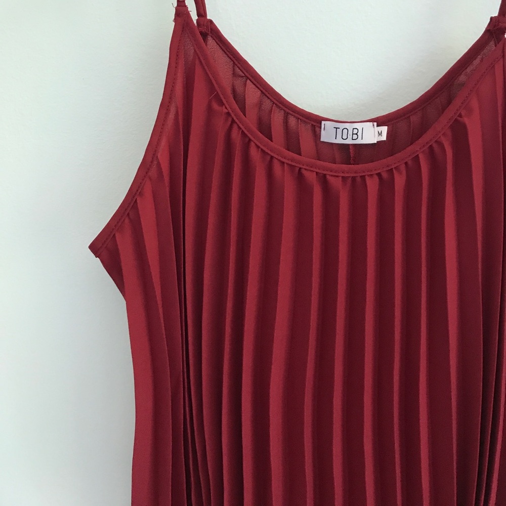 Tobi red tank top