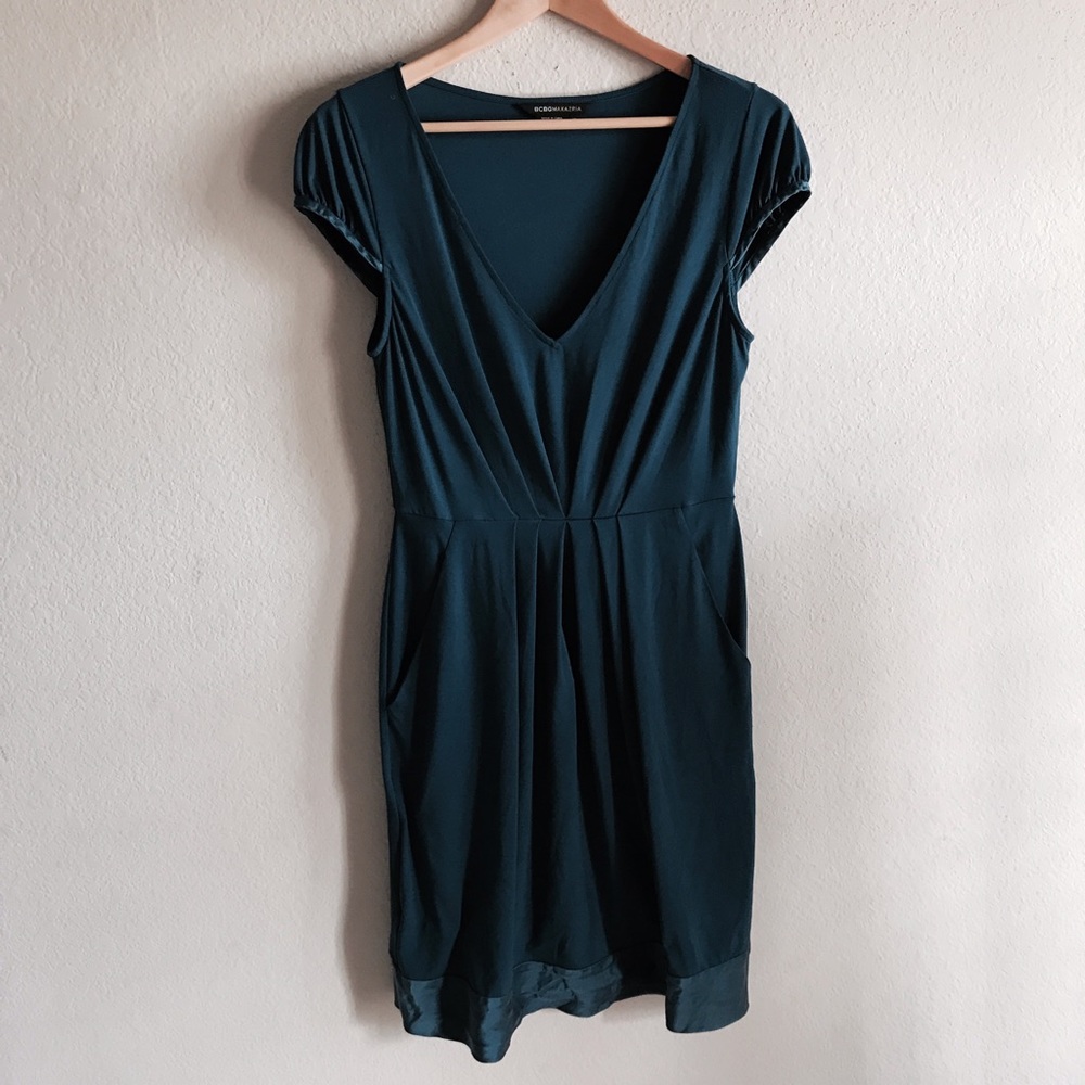 BCBGMaxazria dress with pockets size M