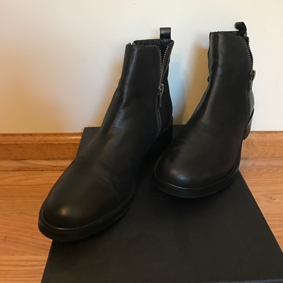 Alias Mae Dion Burnished Black Leather Boot - Picture 3 of 7