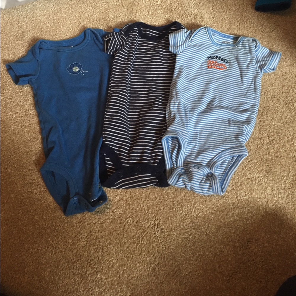 0 to 3 month onesies bundle