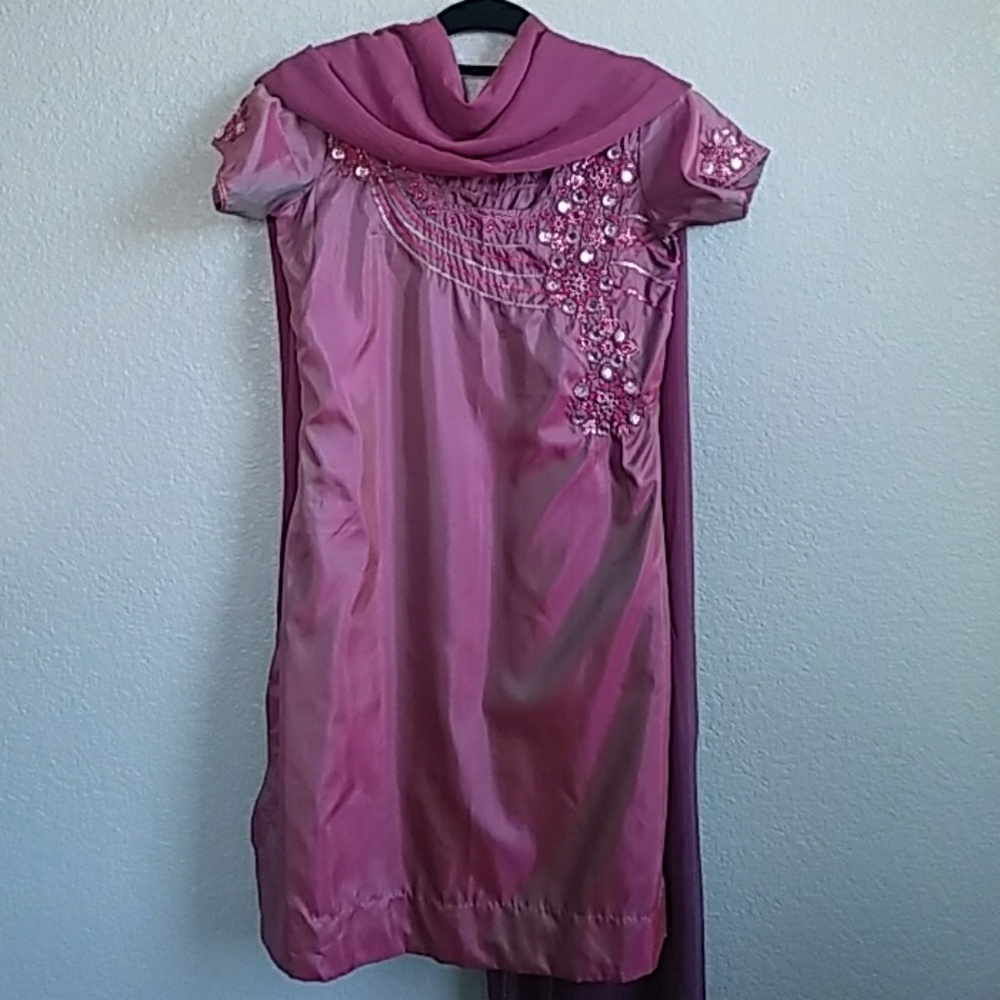 Indian Punjabi Pakistani suit